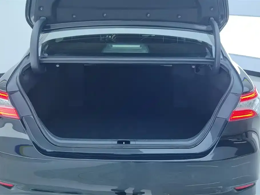 Toyota Camry 2021 из CN, фото 3