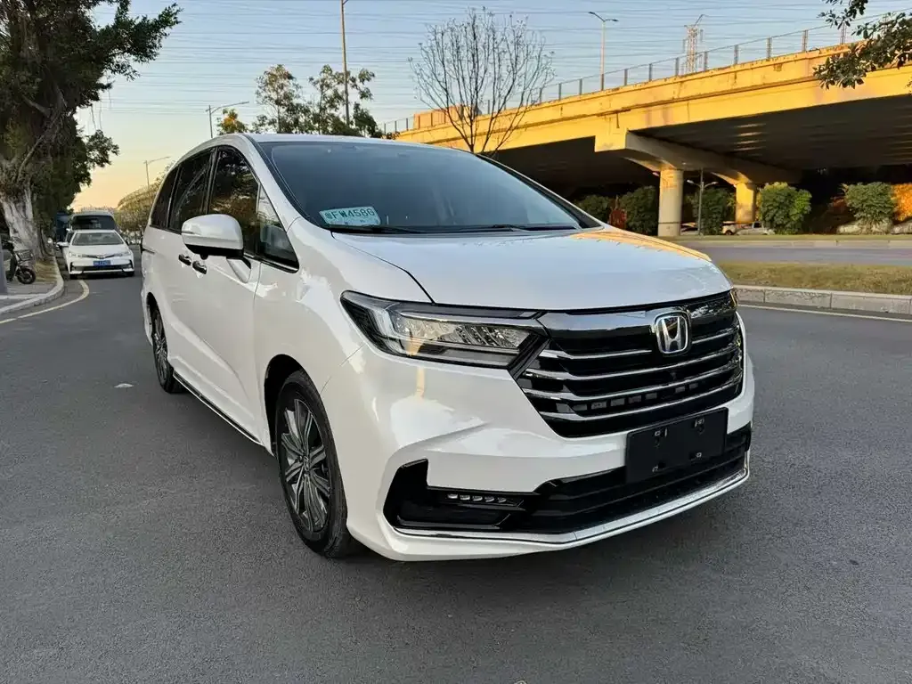 Honda Odyssey 2023 из CN, фото 5