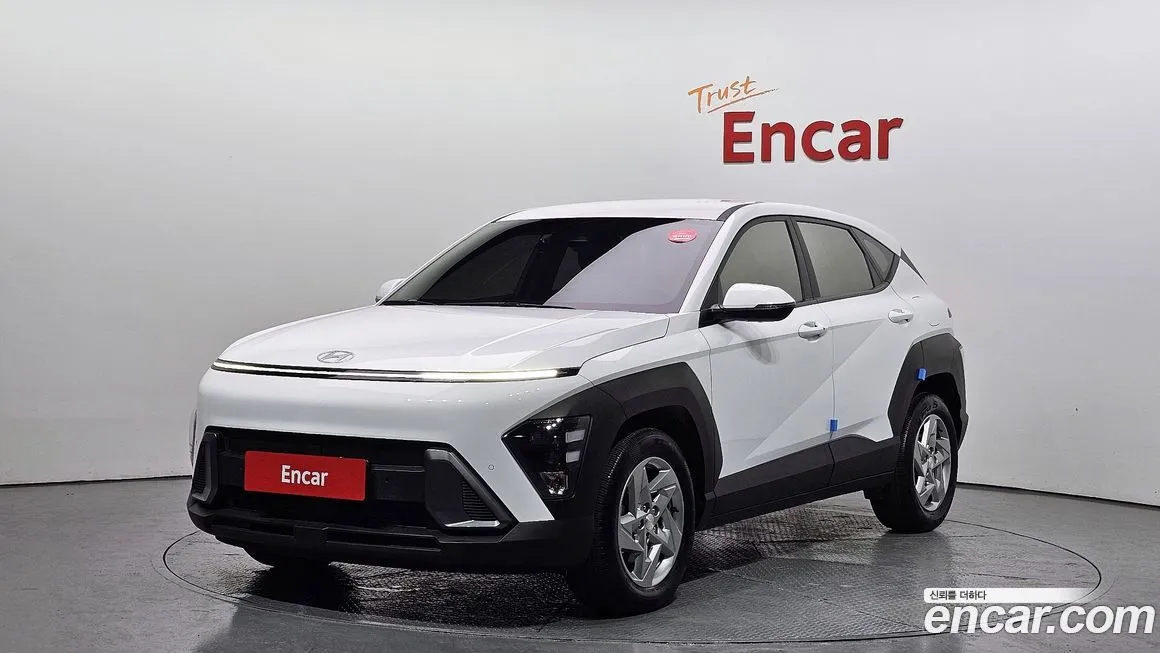 Hyundai Kona — фото 1