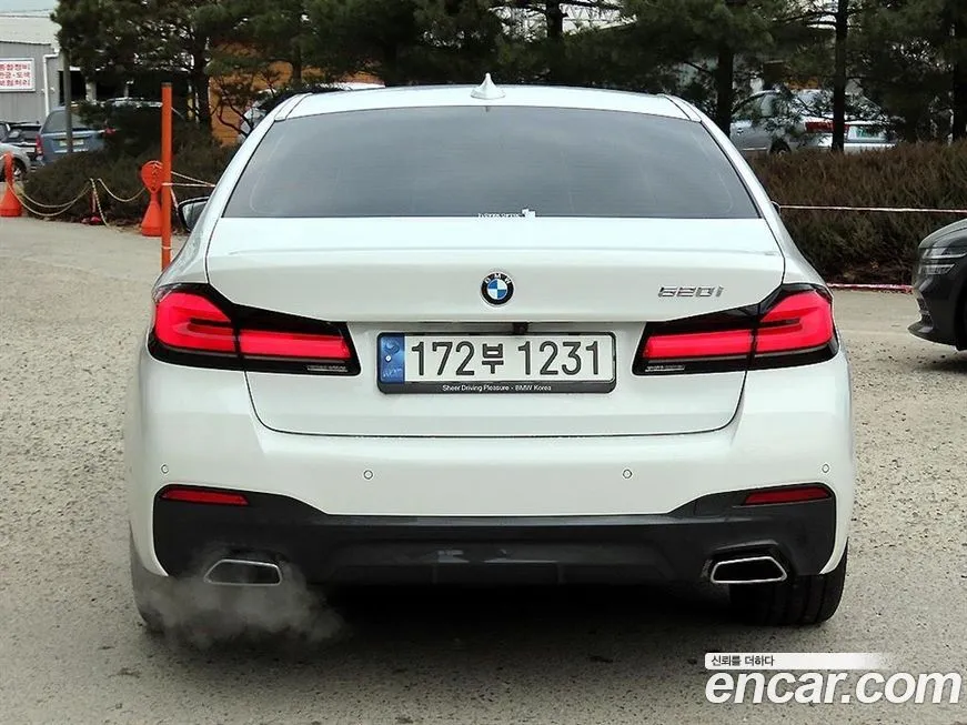 BMW 5-Series 2023 из KR, фото 4