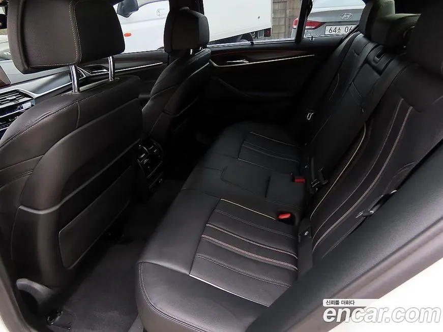BMW 5-Series 2023 из KR, фото 6