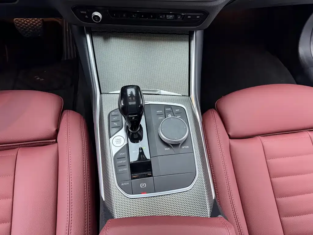 BMW 3 Series 2021 из CN, фото 10