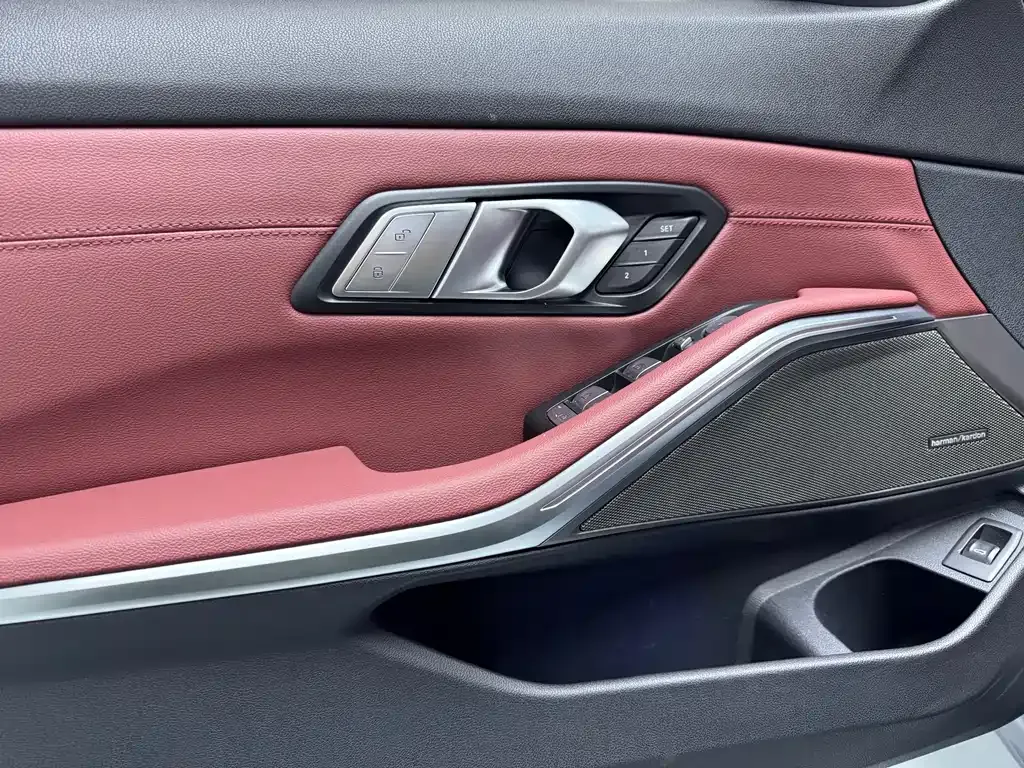 BMW 3 Series 2021 из CN, фото 5