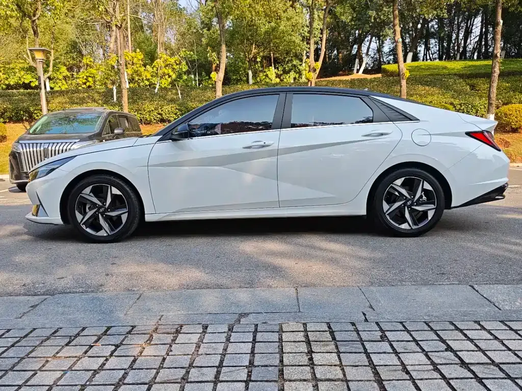 Hyundai Elantra 2021 из CN, фото 7