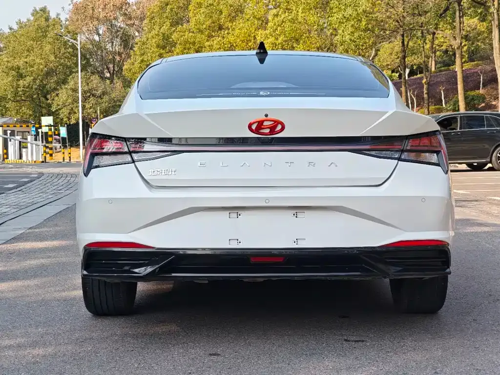 Hyundai Elantra 2021 из CN, фото 10