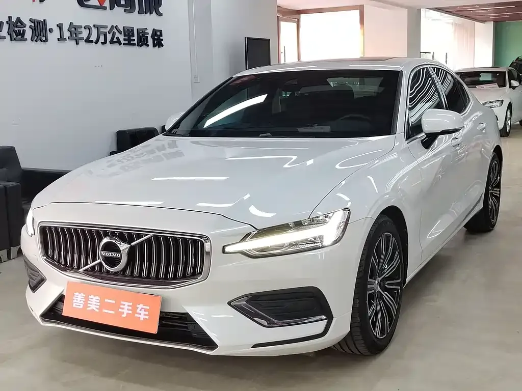 Volvo S60 2021 из CN, фото 1