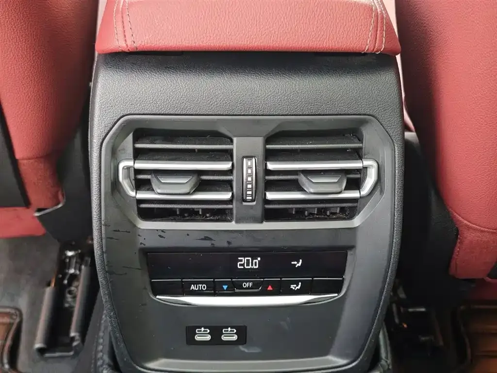 BMW 3 Series 2022 из CN, фото 10