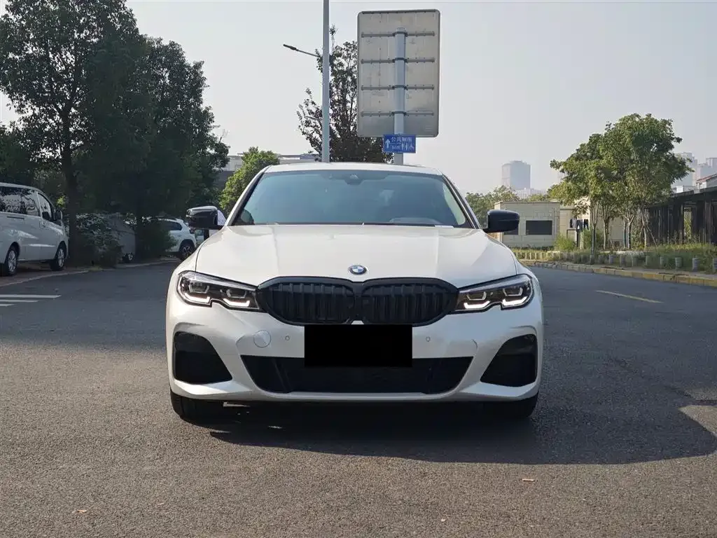 BMW 3 Series 2022 из CN, фото 5