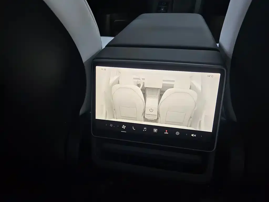 Tesla Model 3 2023 из CN, фото 8