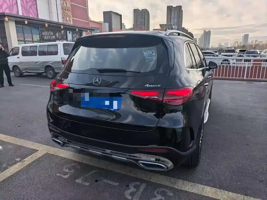 Mercedes-Benz GLC 2024 из CN, фото 4