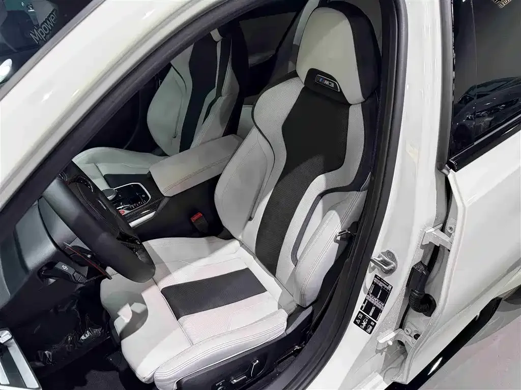 BMW M3 2025 из CN, фото 9