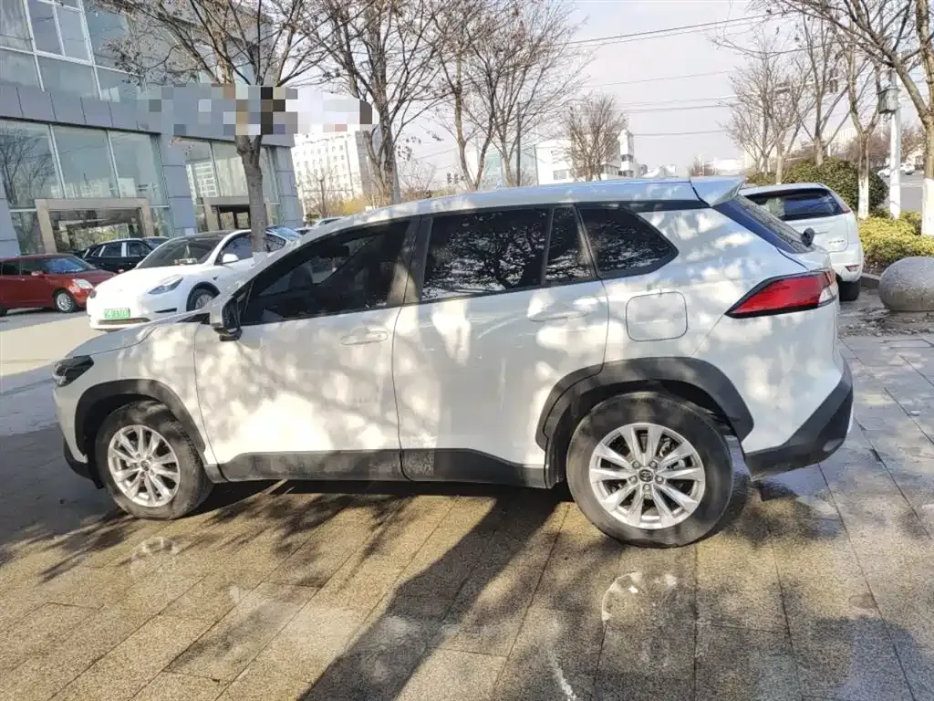 Toyota Corolla Cross 2022 из CN, фото 4