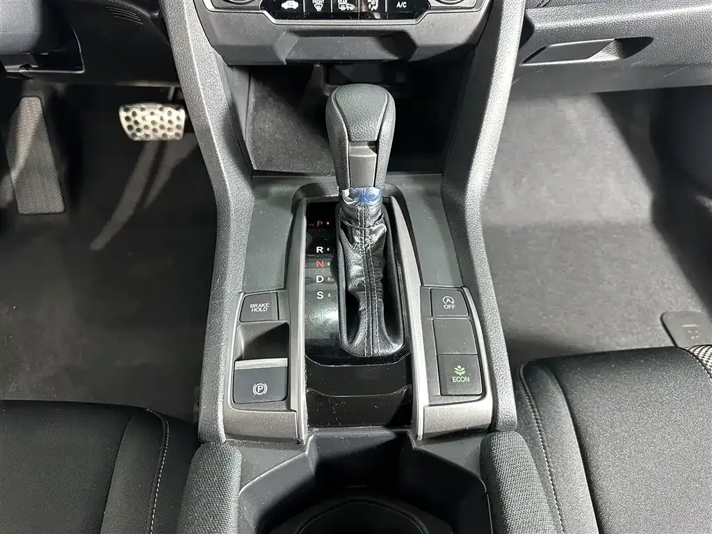 Honda Civic — фото 9