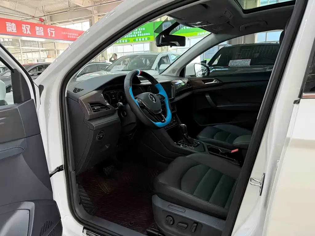 Volkswagen Tharu 2022 из CN, фото 7