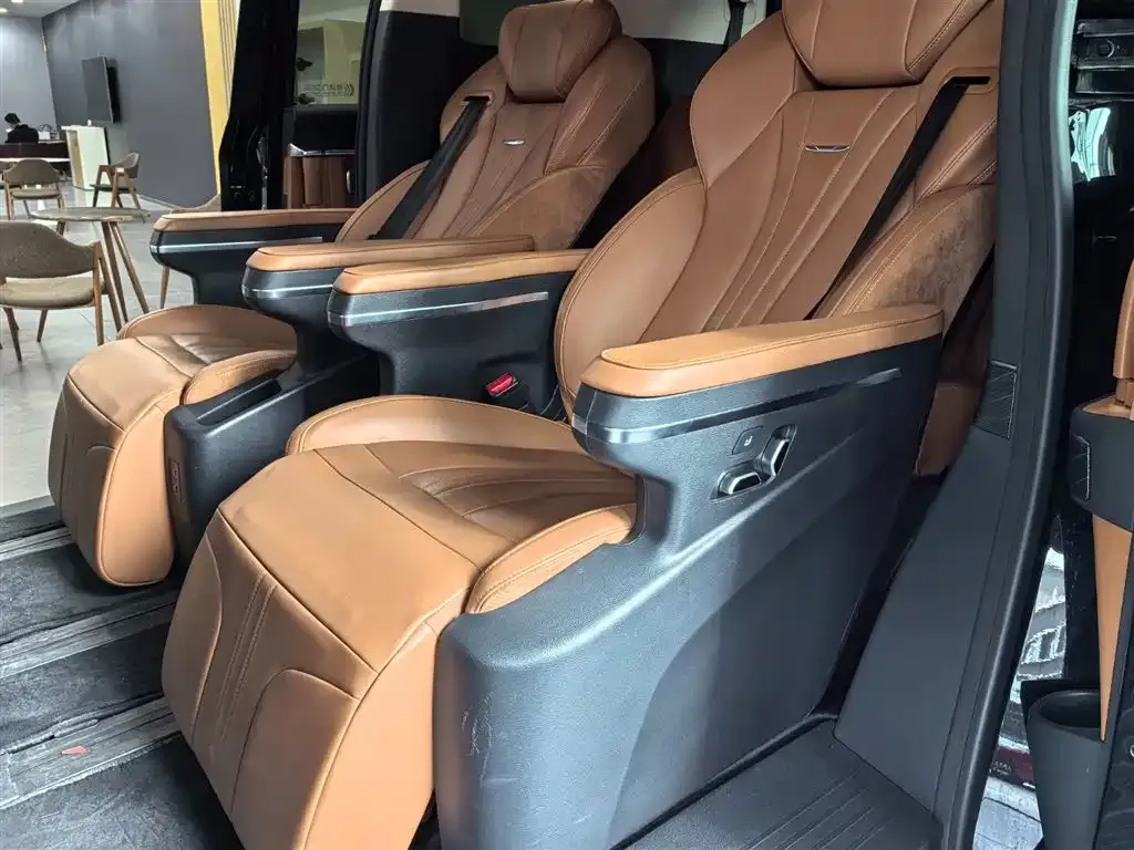 Hongqi HQ9 PHEV 2024 из CN, фото 8