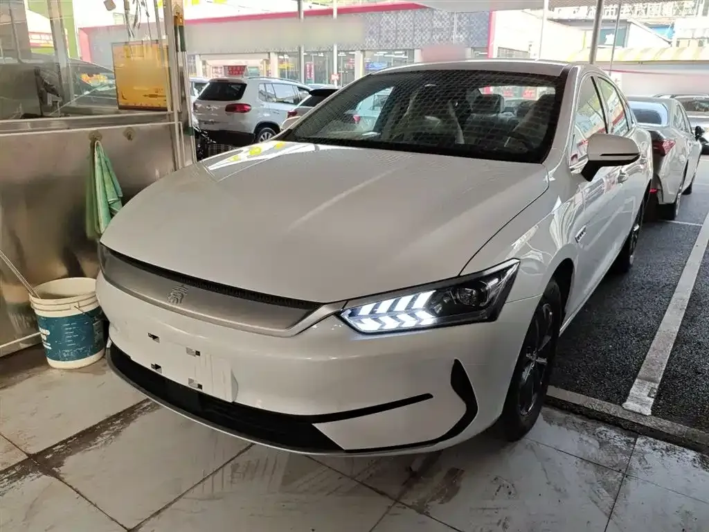 BYD Qin PLUS — фото 1