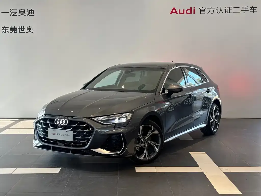 Audi A3 — фото 1