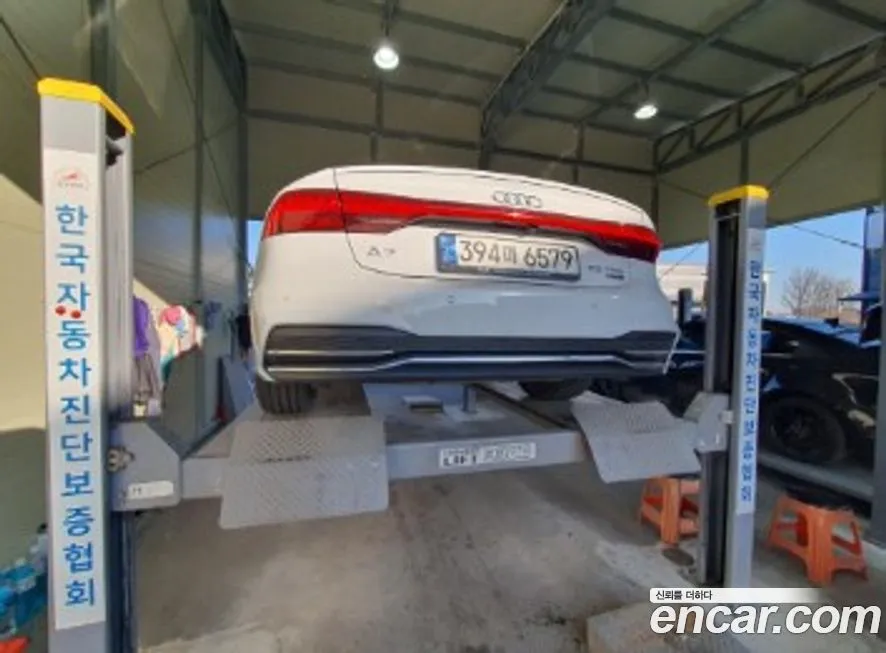 Audi A7 2021 из KR, фото 2