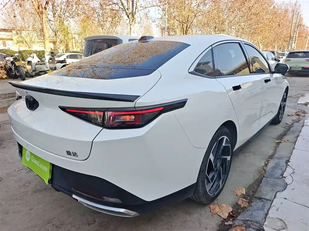 Changan Yida 2023 из CN, фото 9
