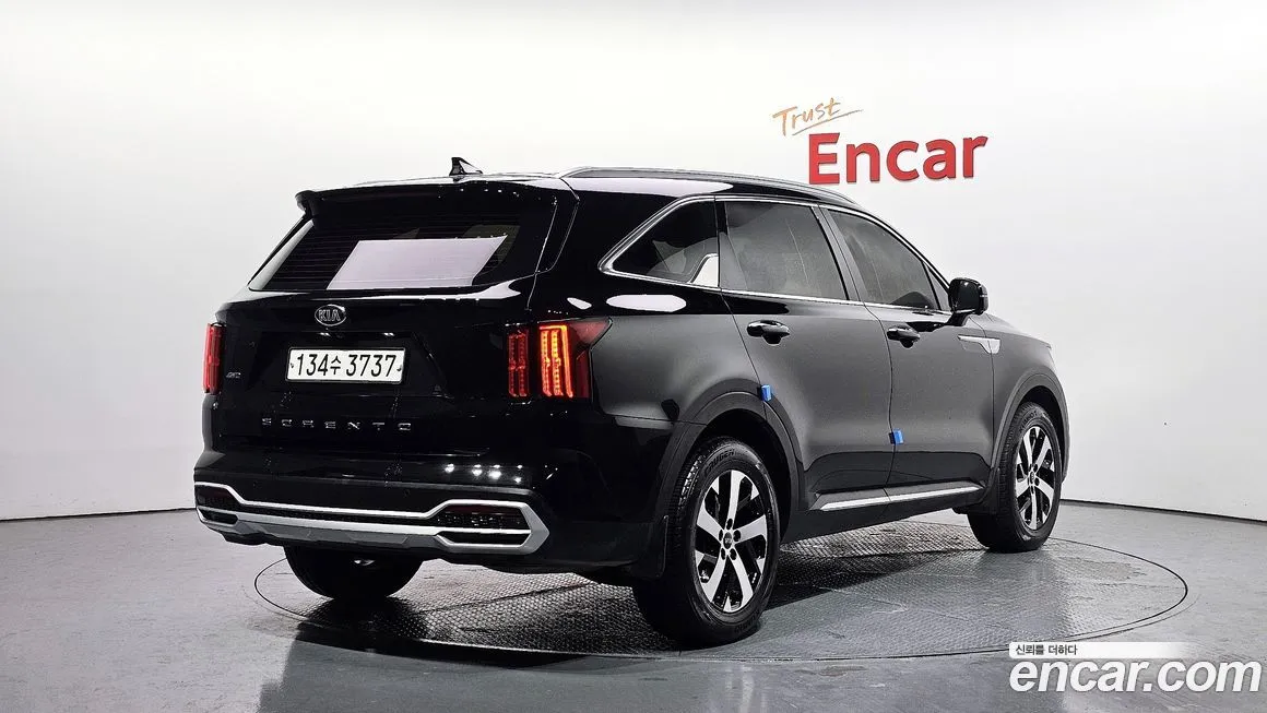 Kia Sorento — фото 3