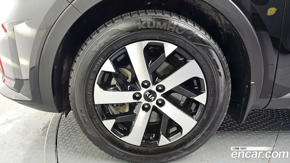 Kia Sorento — фото 9