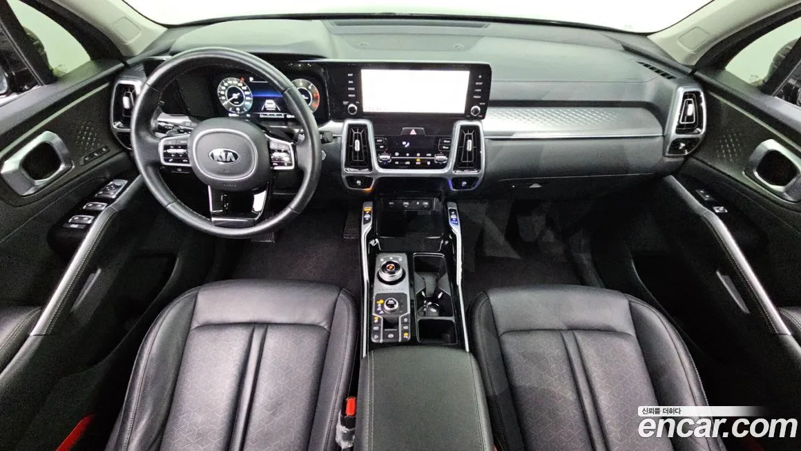 Kia Sorento — фото 5