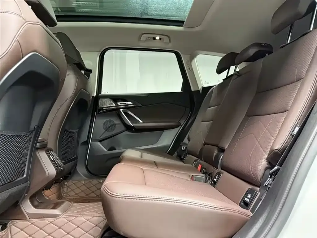 BMW X1 2024 из CN, фото 9
