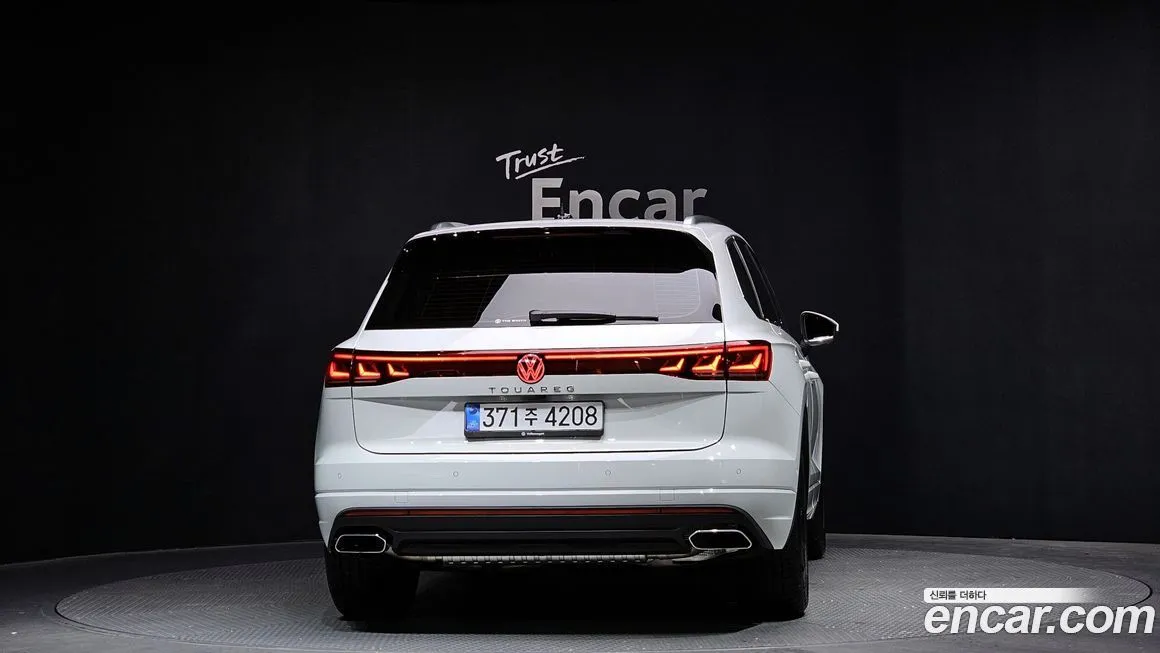 Volkswagen Touareg — фото 4