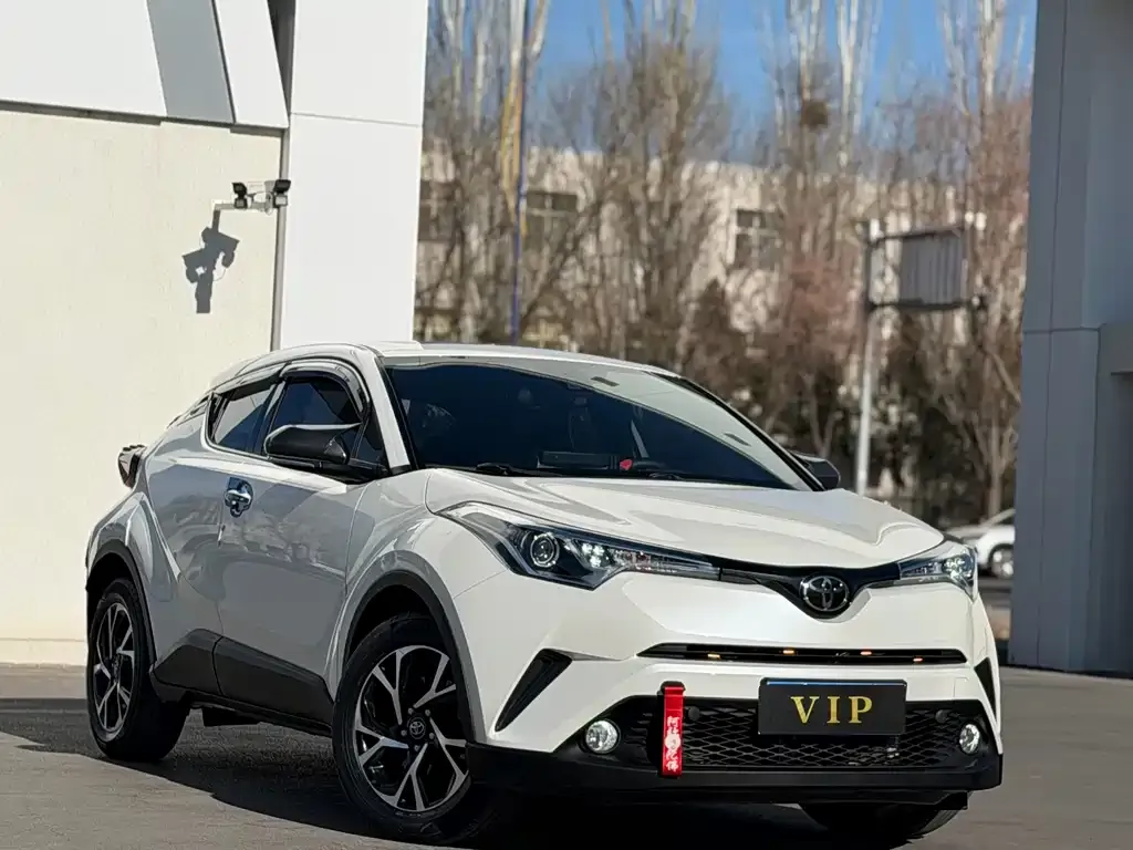 Toyota C-HR — фото 5