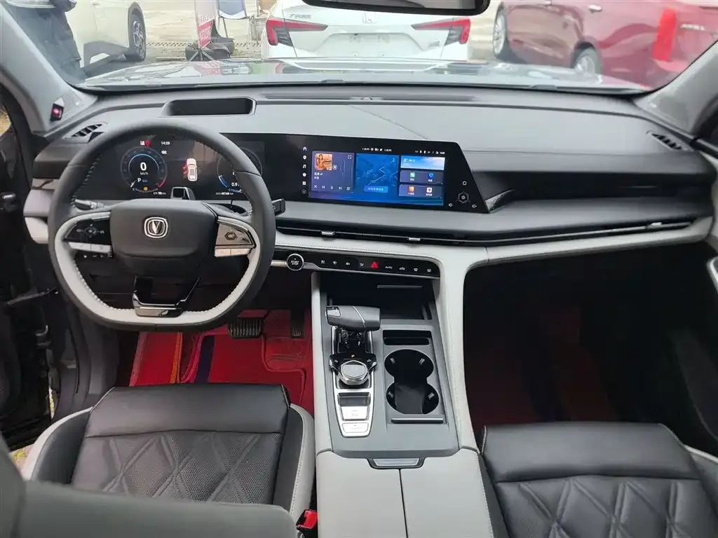 Changan CS75PLUS — фото 10