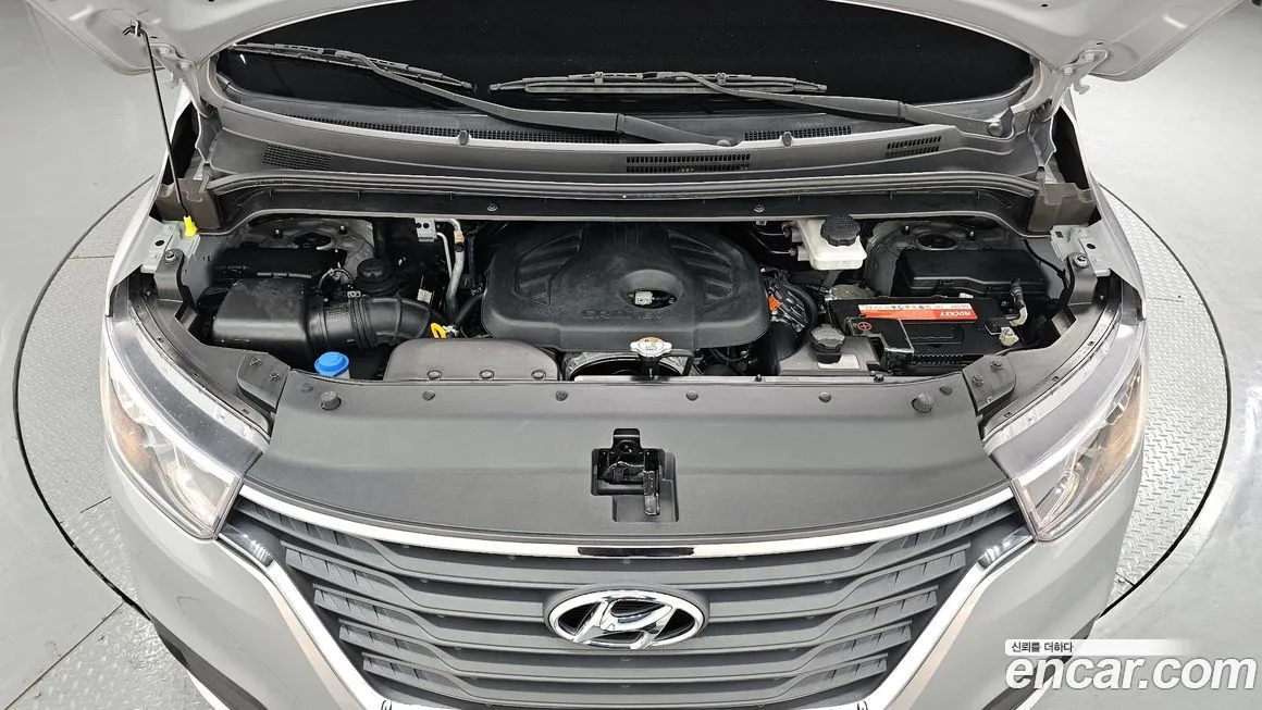 Hyundai Starex 2021 из KR, фото 2