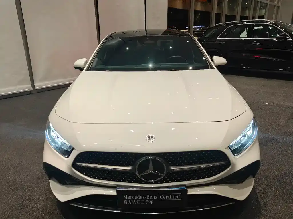 Mercedes-Benz A-Class 2023 из CN, фото 2