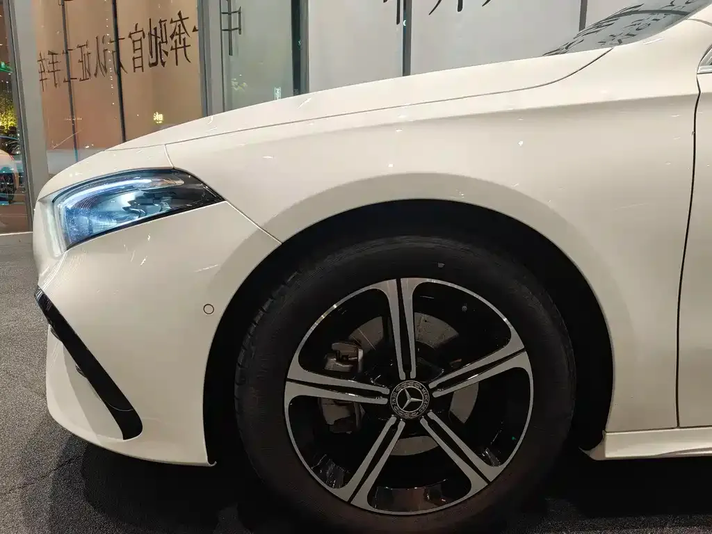 Mercedes-Benz A-Class 2023 из CN, фото 4
