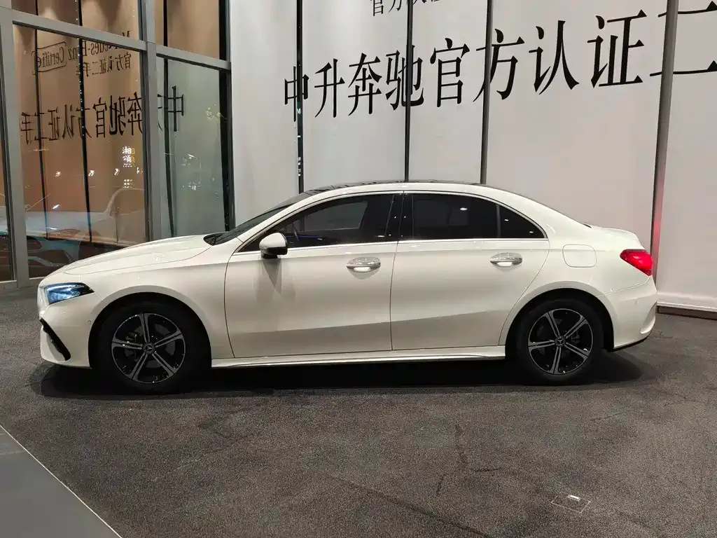 Mercedes-Benz A-Class 2023 из CN, фото 5