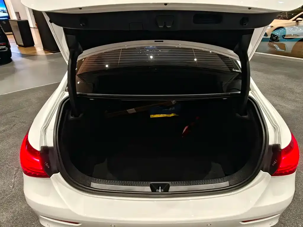 Mercedes-Benz A-Class 2023 из CN, фото 8