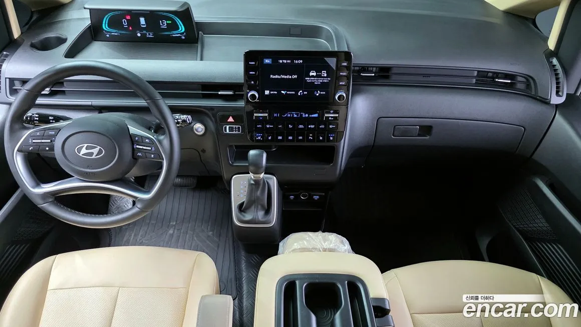 Hyundai Staria — фото 9