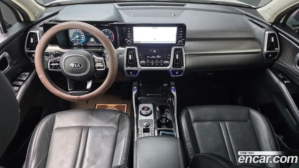 Kia Sorento — фото 9