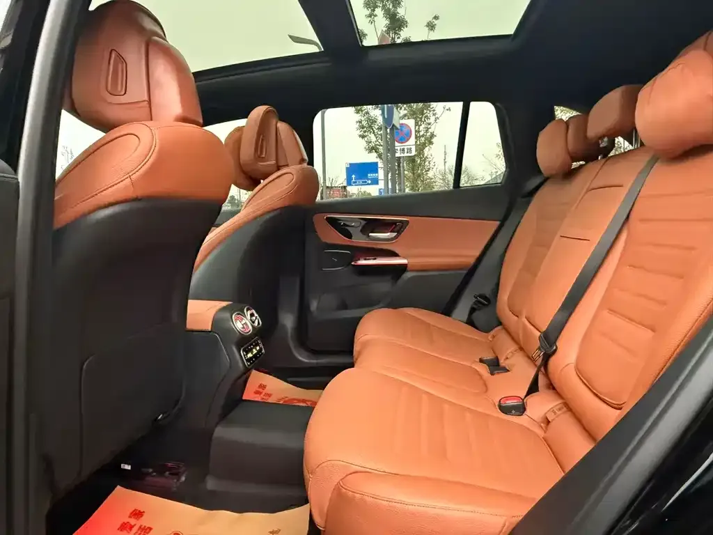 Mercedes-Benz GLC 2024 из CN, фото 6