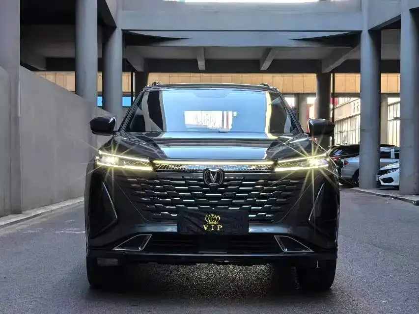 Changan CS75PLUS — фото 1