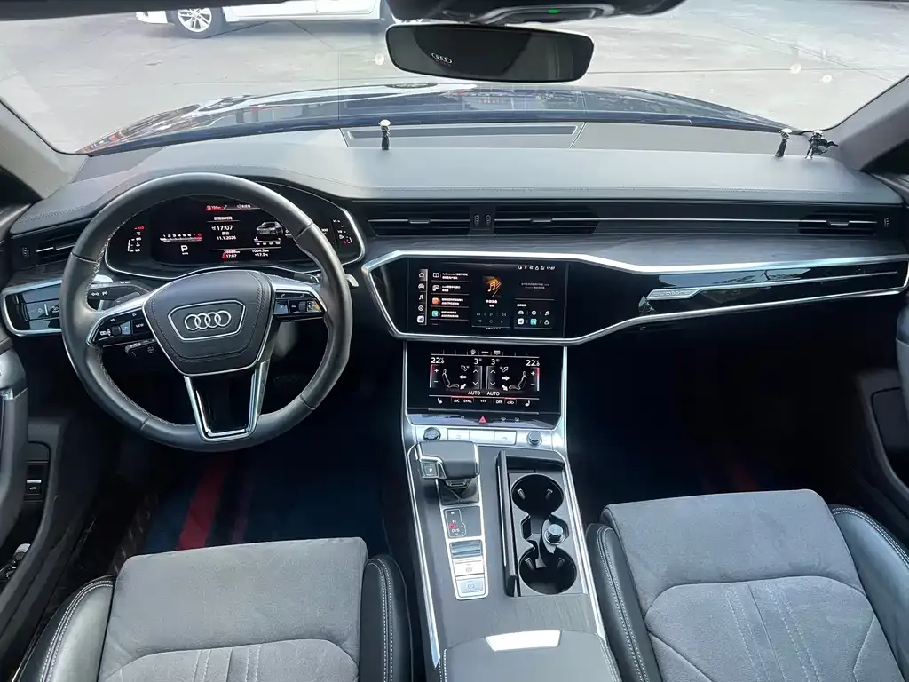 Audi A6L — фото 5
