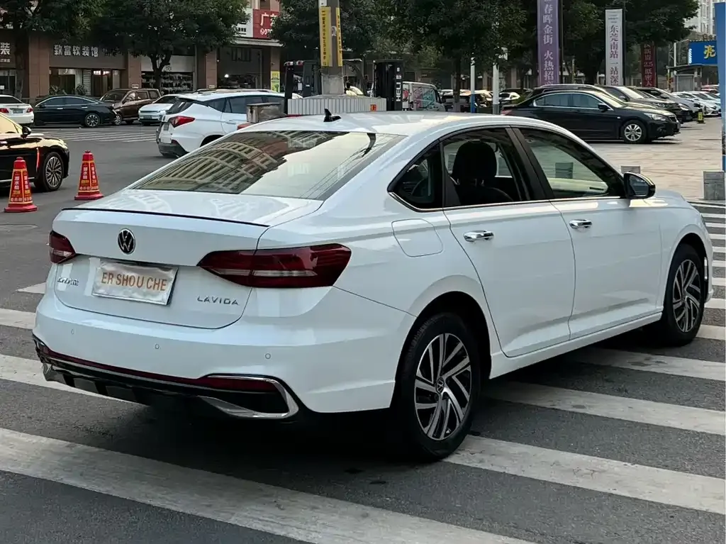 Volkswagen Lavida 2024 из CN, фото 9
