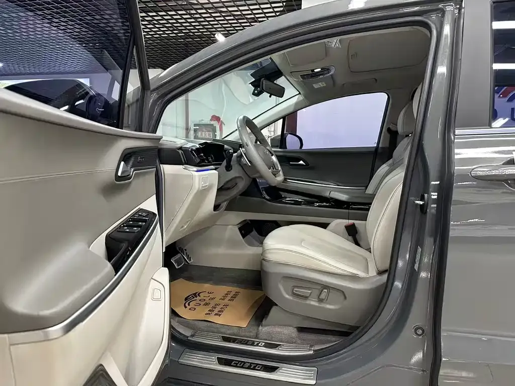 Hyundai Custo — фото 4