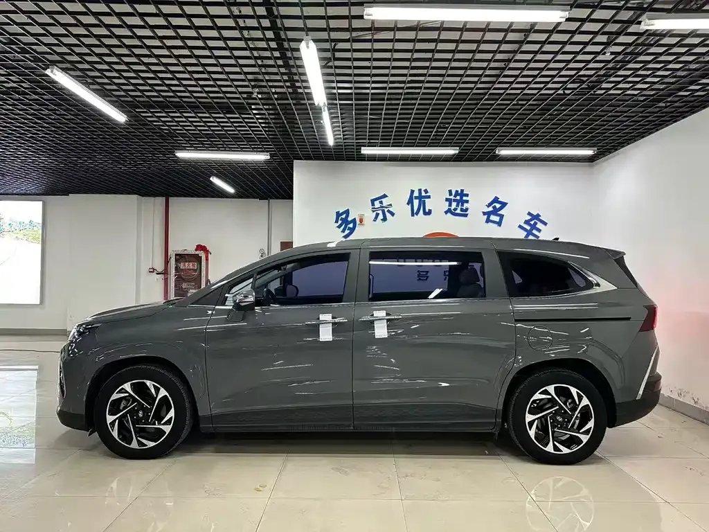 Hyundai Custo — фото 5
