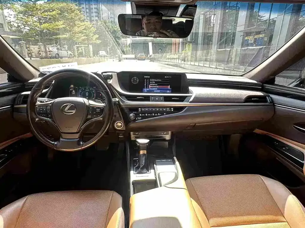 Lexus ES 2021 из CN, фото 6