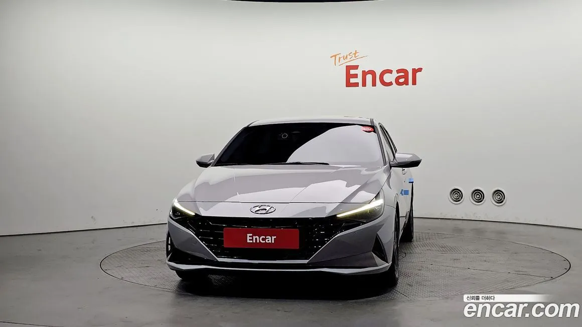 Hyundai AVANTE — фото 2