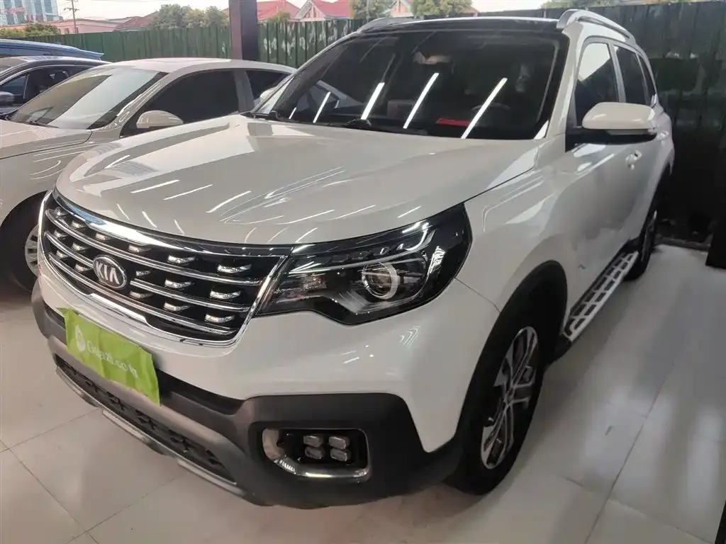 Kia Sportage — фото 1