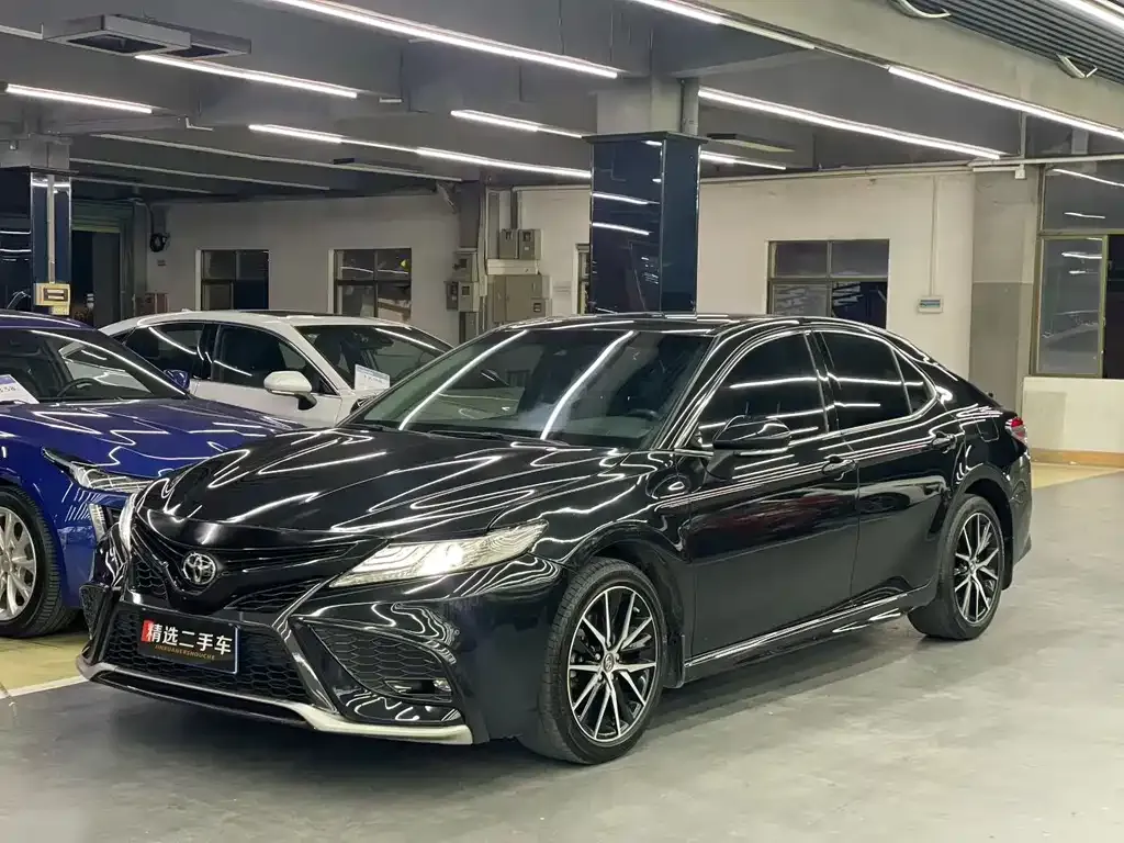 Toyota Camry 2022 из CN, фото 1