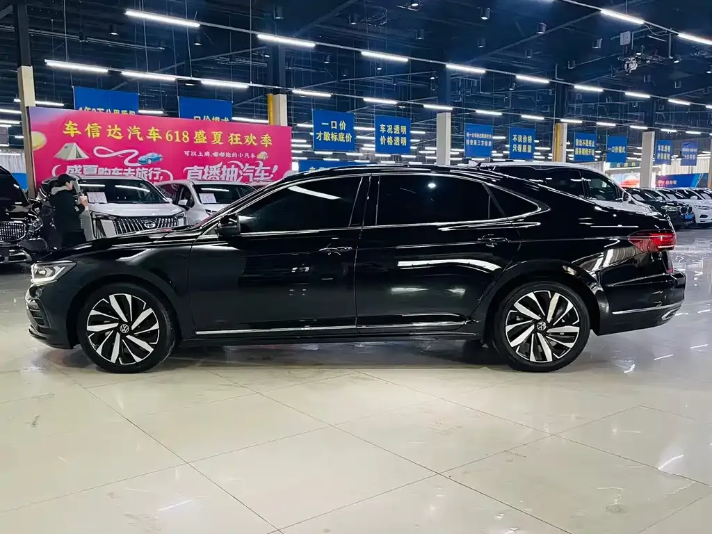 Volkswagen Passat — фото 5