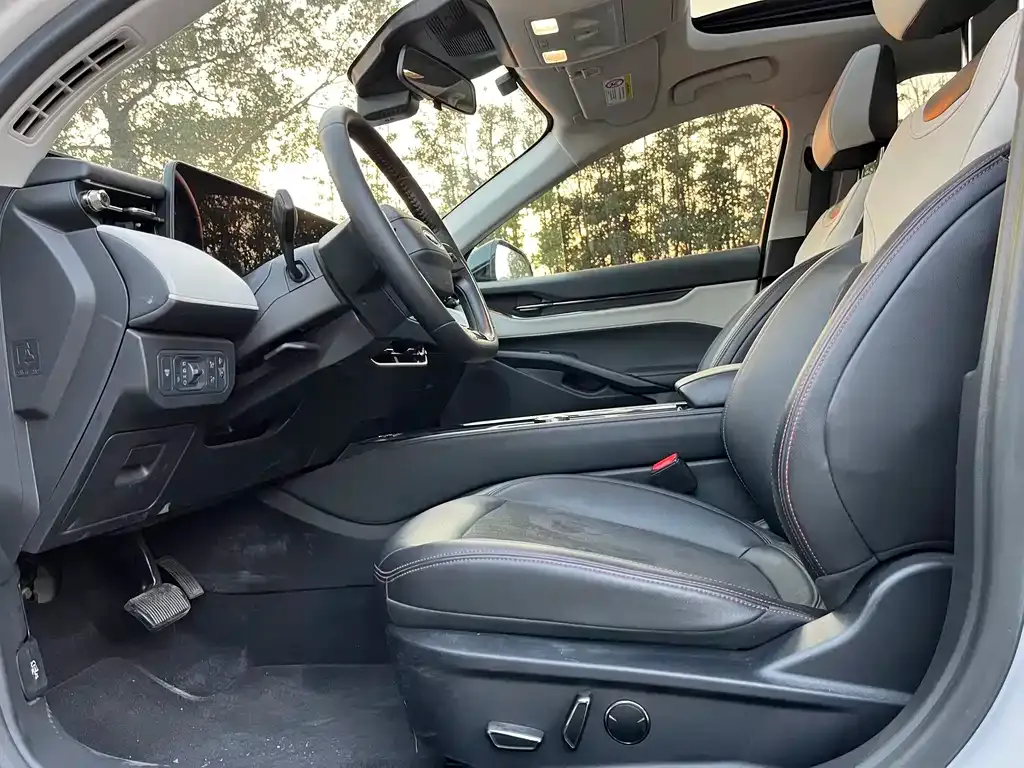 Ford Mondeo 2022 из CN, фото 2