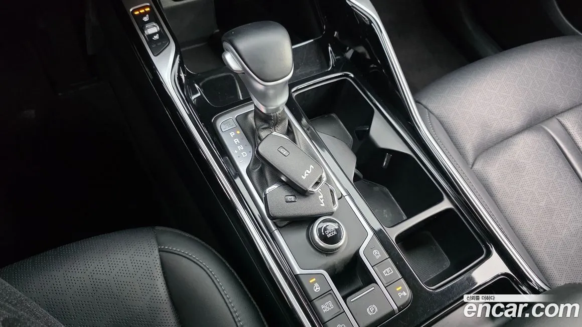 Kia Sorento — фото 9